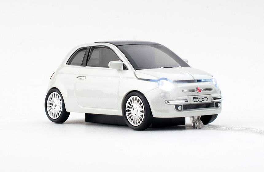 希少！ 大特価！フィアット FIAT 500 マウス USB ピンバッジ セット 希少！ 大特価！フィアット FIAT 500 マウス USB ピンバッジ