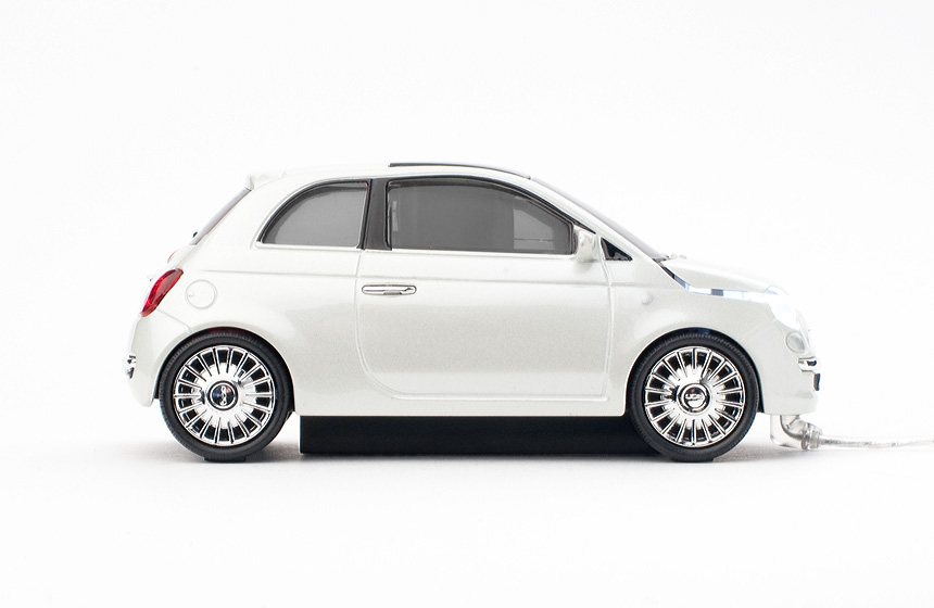 希少！ 大特価！フィアット FIAT 500 マウス USB ピンバッジ セット 希少！ 大特価！フィアット FIAT 500 マウス USB ピンバッジ